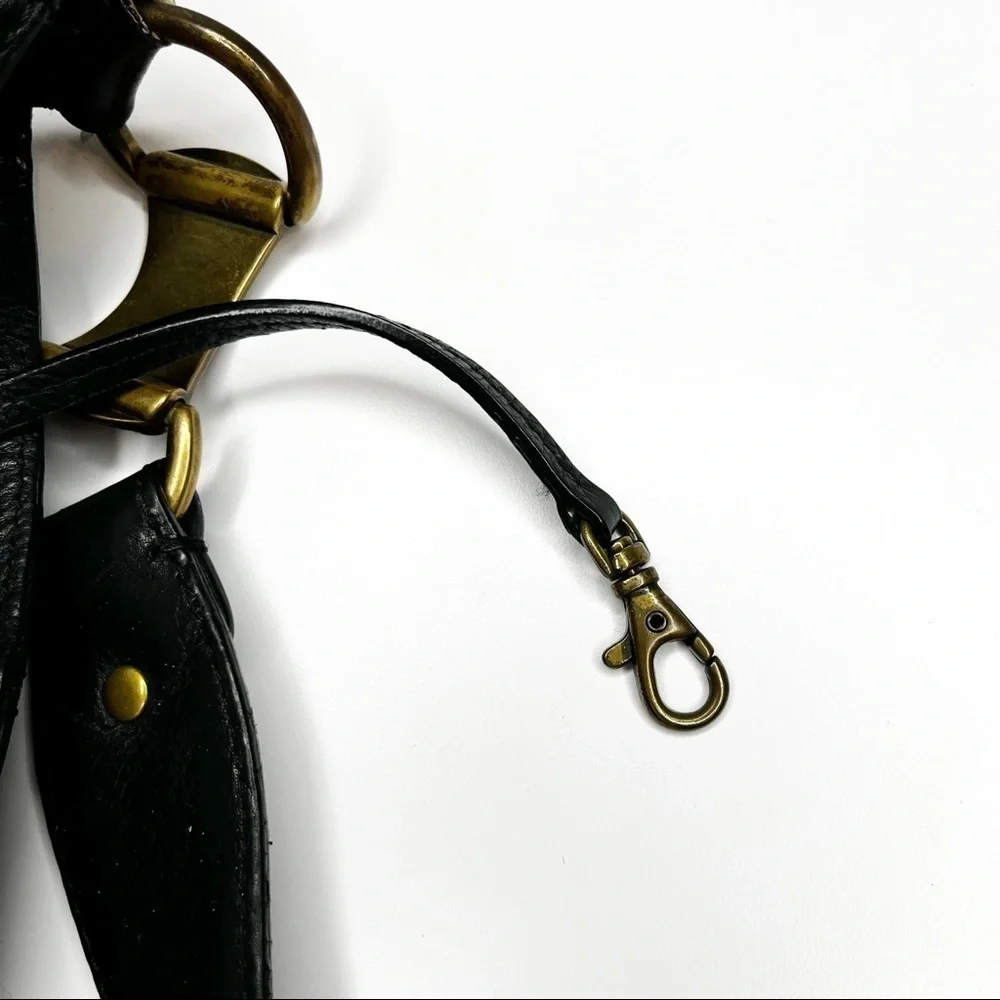 Michael Kors | Leather Shoulder Hobo Feed Bag